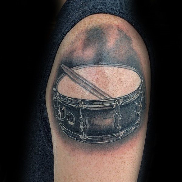 tatuaggio batteria tamburo 61
