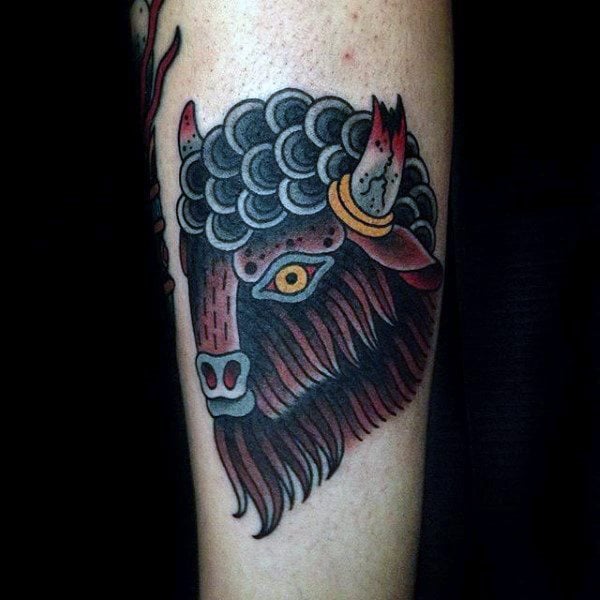 tatuaggio bisonte 89