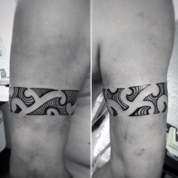 tatuaggio bracciale tribale 45