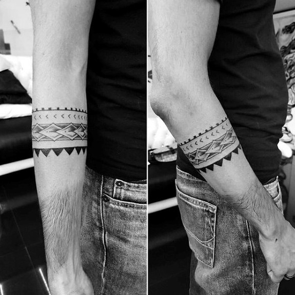 tatuaggio bracciale tribale 77