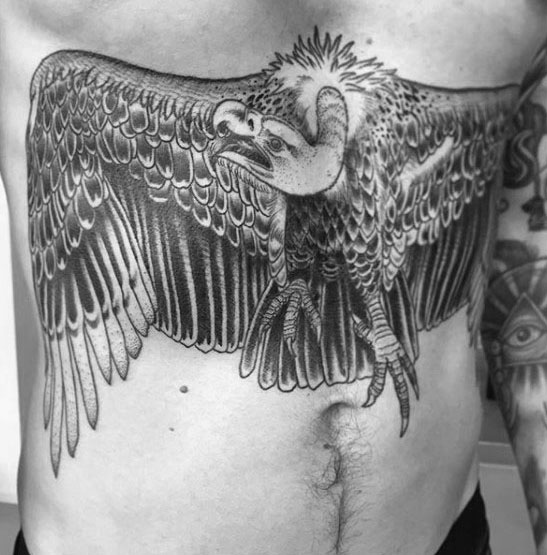 tatuaggio avvoltoio 35