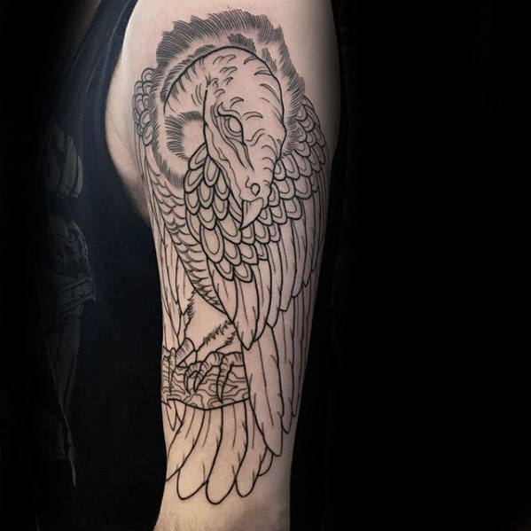tatuaggio avvoltoio 51