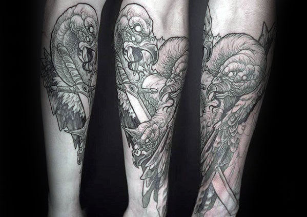 tatuaggio avvoltoio 59