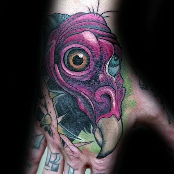 tatuaggio avvoltoio 65