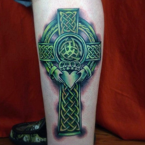 tatuaggio croce celtica 153