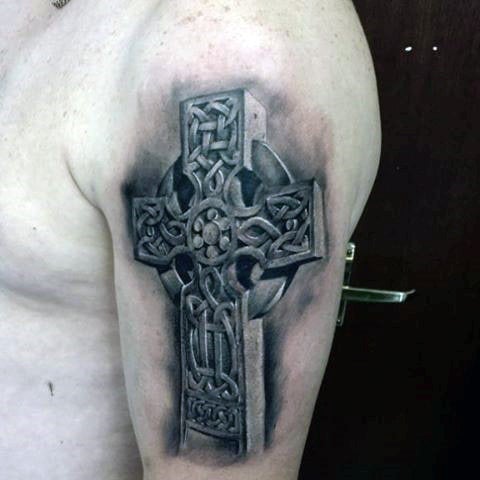 tatuaggio croce celtica 157