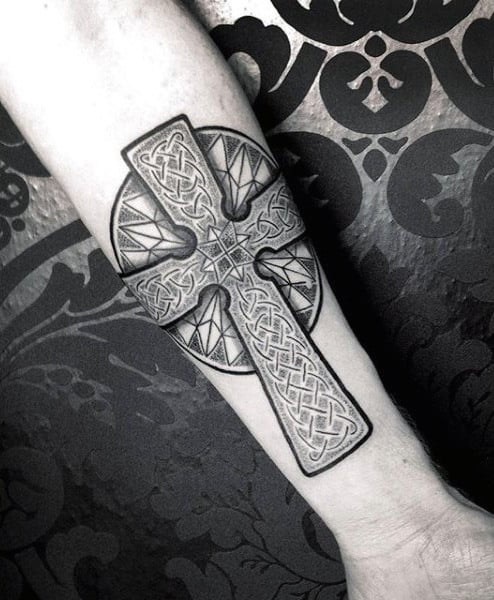 tatuaggio croce celtica 161