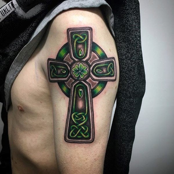 tatuaggio croce celtica 165