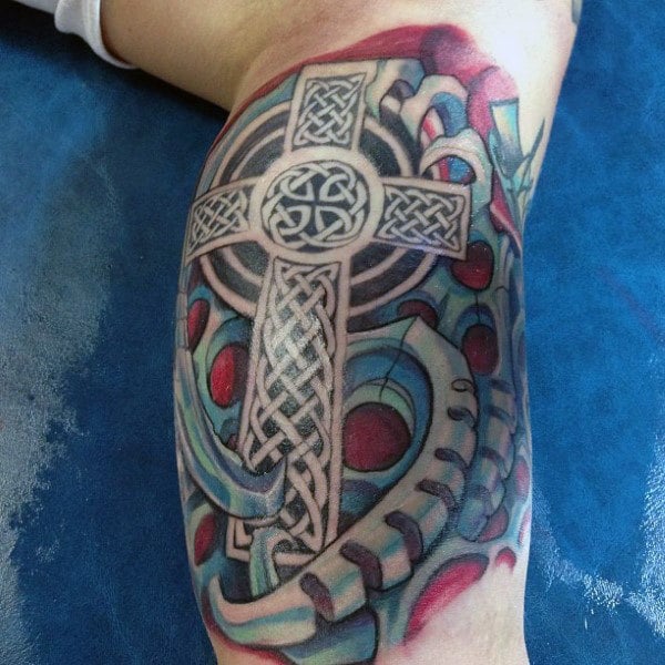tatuaggio croce celtica 167