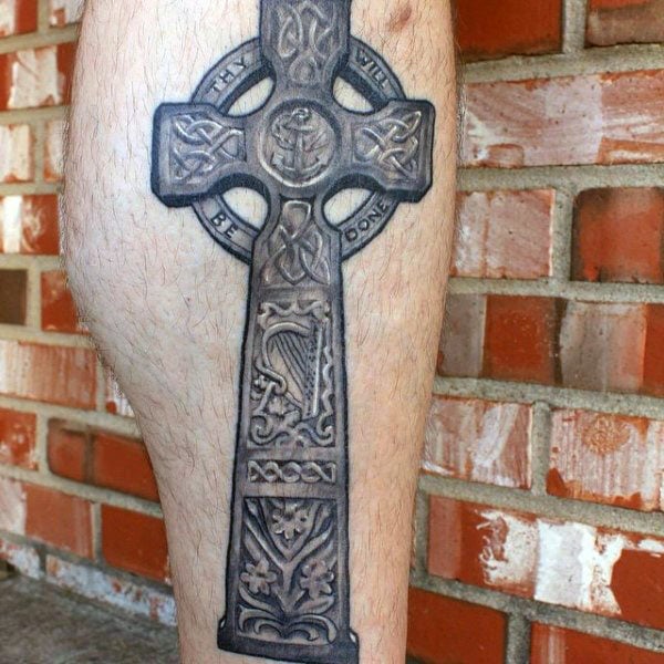tatuaggio croce celtica 175