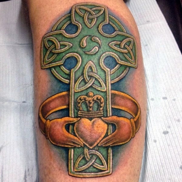tatuaggio croce celtica 23