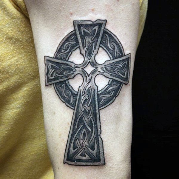 tatuaggio croce celtica 87