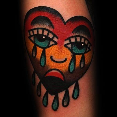 tatuaggio cuore che piange 85