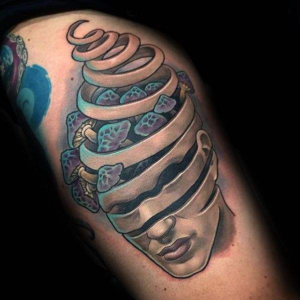 tatuaggio fungo champignon 105