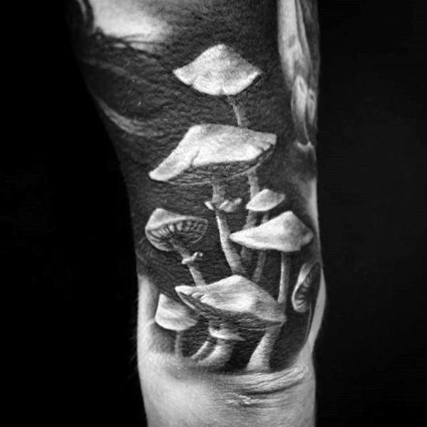 tatuaggio fungo champignon 21