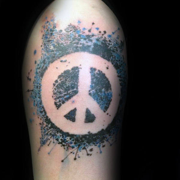 tatuaggio simbolo pace 107