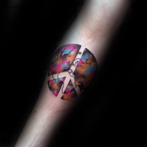 tatuaggio simbolo pace 57