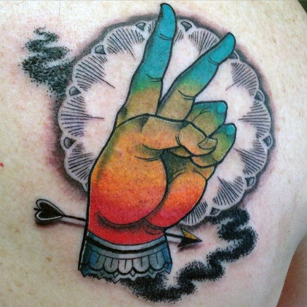 tatuaggio simbolo pace 59