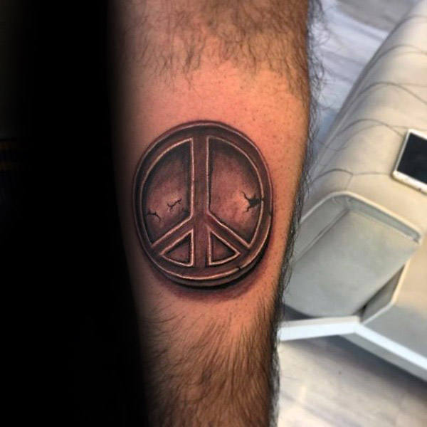 tatuaggio simbolo pace 79