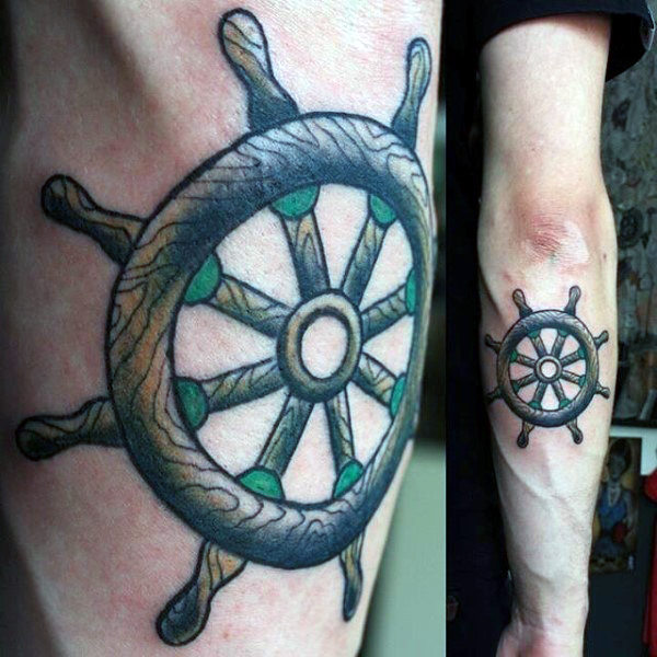 tatuaggio timone volante barca 07