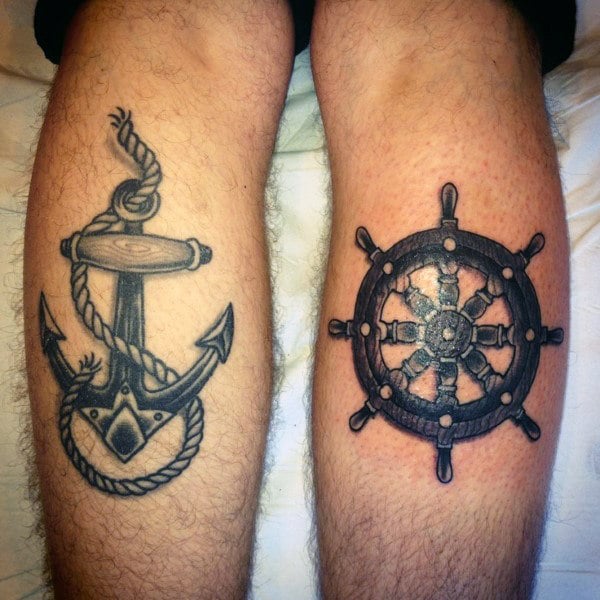 tatuaggio timone volante barca 23