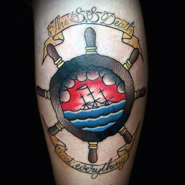 tatuaggio timone volante barca 47