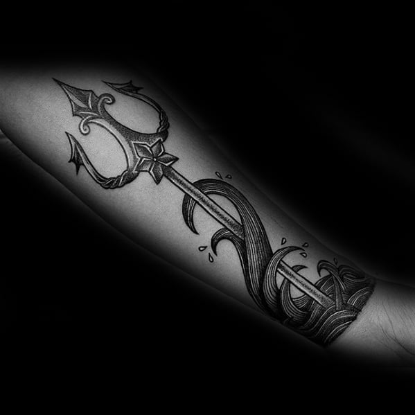 tatuaggio tridente 03