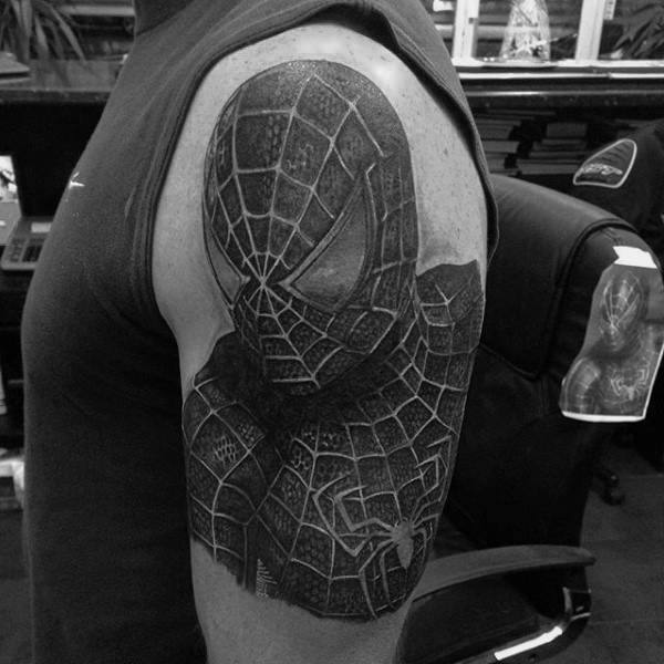 tatuaggio uomo ragno spiderman 27
