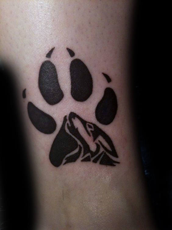 tatuaggio artiglio lupo 09