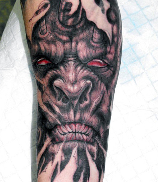 tatuaggio demone diavolo 137