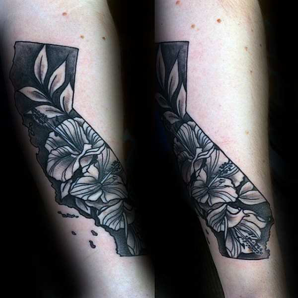 tatuaggio fiore ibisco 131