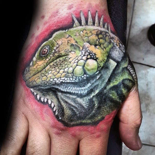 tatuaggio iguana 37