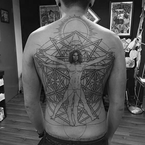 tatuaggio uomo vitruviano 81