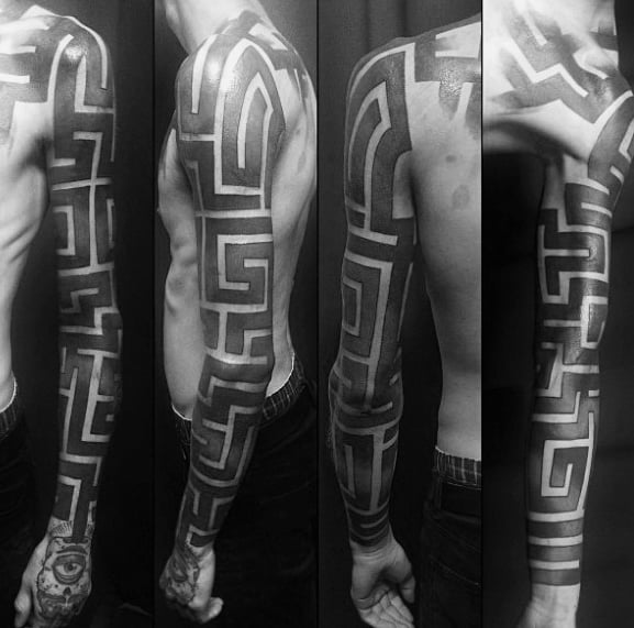 tatuaggio labirinto 107
