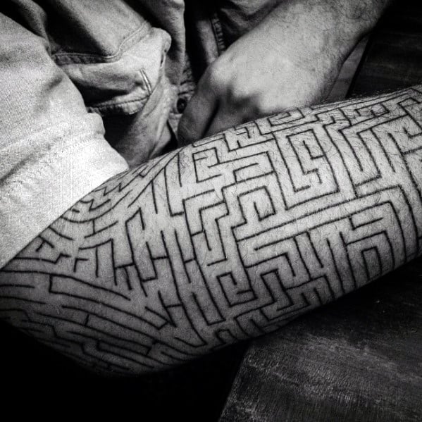 tatuaggio labirinto 139