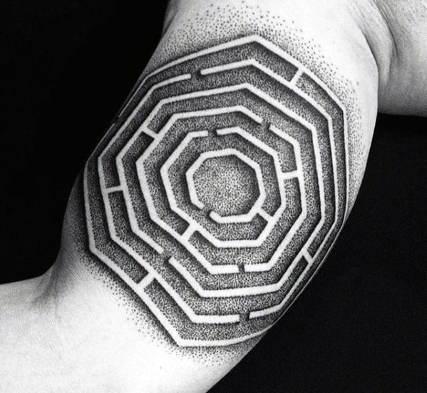 tatuaggio labirinto 59