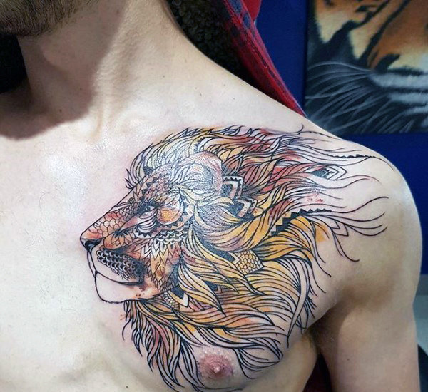 tatuaggio leone sul petto 75
