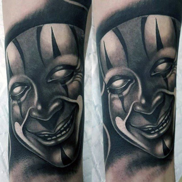 tatuaggio maschera teatro 109