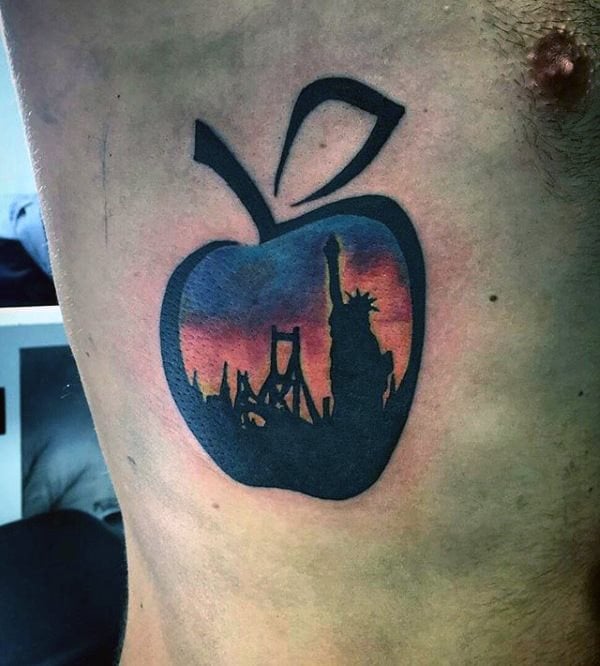 tatuaggio mela 11