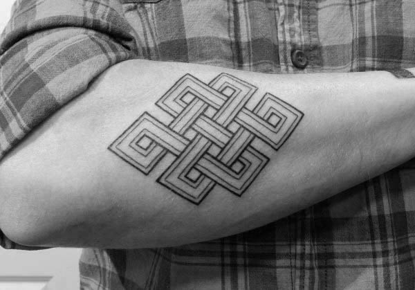 tatuaggio nodo infinito 69