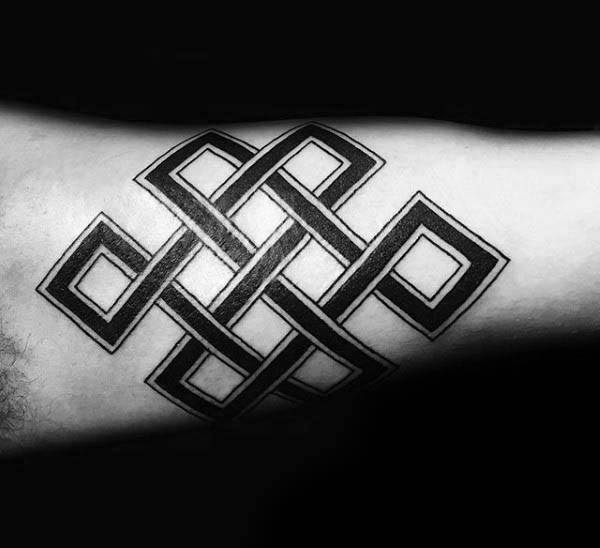 tatuaggio nodo infinito 79