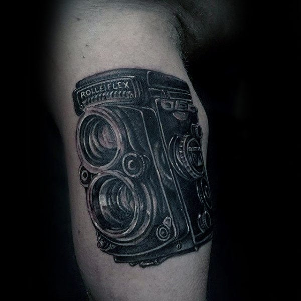 tatuaggio macchina fotografica 135