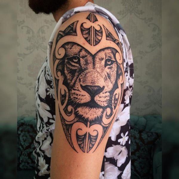 lion tattoo 186