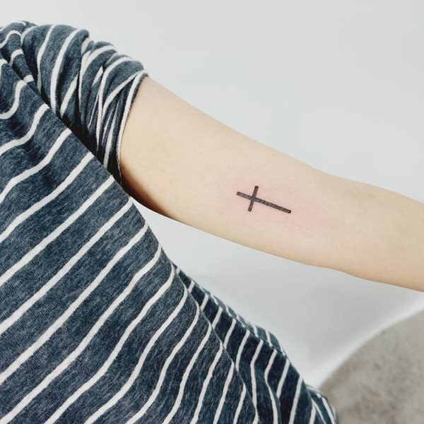 cross tattoo 166