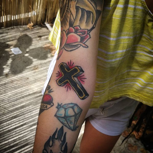 cross tattoo 224