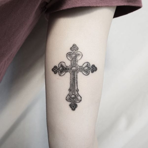 cross tattoo 514