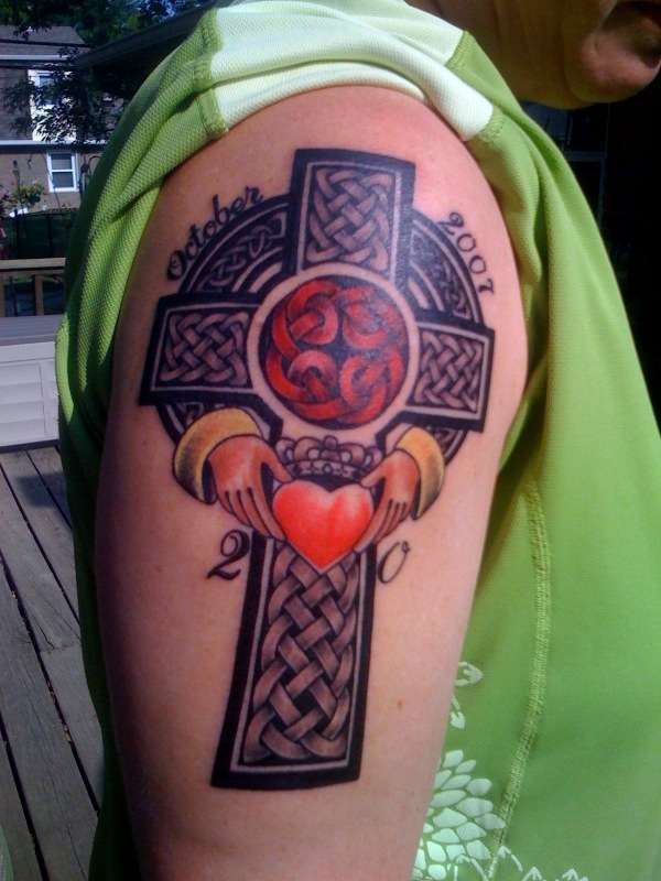 cross tattoo 56