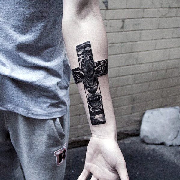 cross tattoo 632