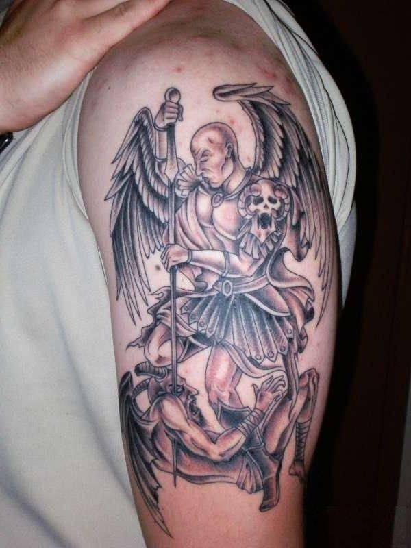 tatuaz aniol 152