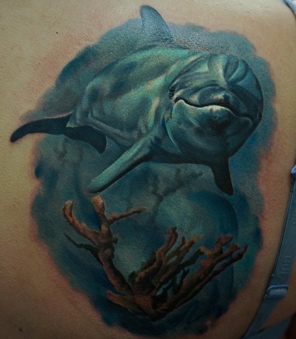 70 tatuaży z delfinem: wzory i znaczenie